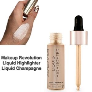 Revolution Liquid Highlighter in Champagne